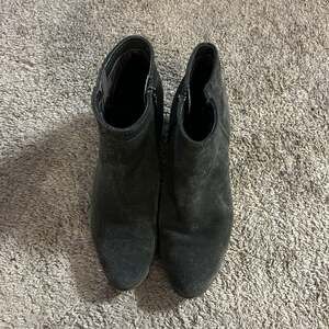 Blondo Valli Waterproof Black Suede Ankle Booties